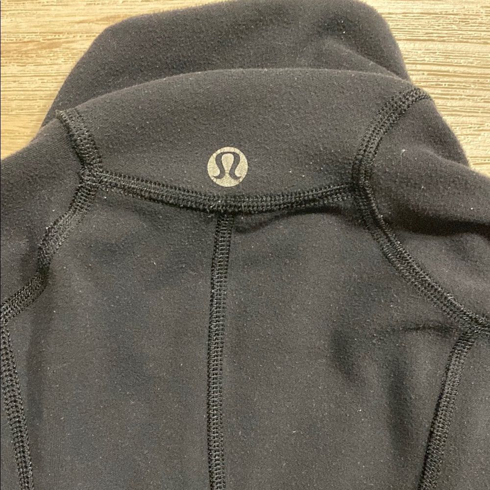 Lululemon Run: U-Turn Pullover (First Release) Reversible Black Gray Size 4 - Picture 10 of 16